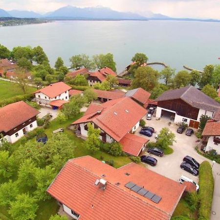 Gaeste- Und Apartmenthaus Wiesholler Химинг Экстерьер фото